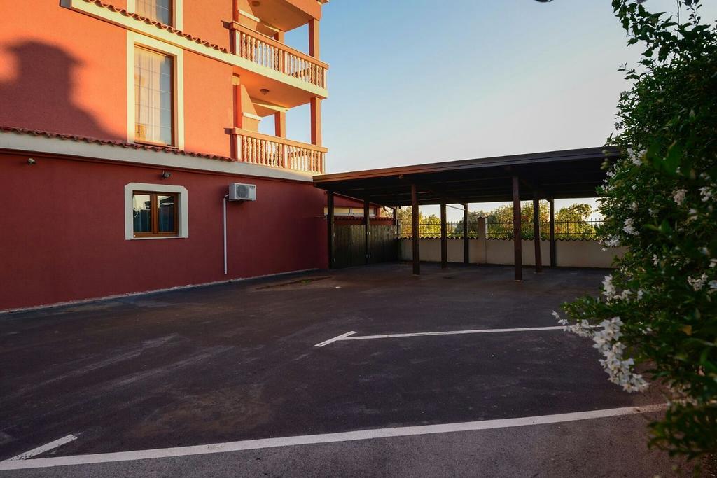 Apartments Brioni-Blick Fažana Exterior foto
